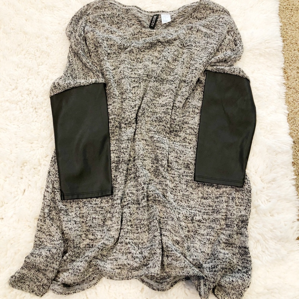 H&M 3/4 Sleeve tunic with leather detail